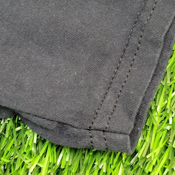 Selena Portrait Shirt Womens XS 17x16 Black - Picture 11 of 12